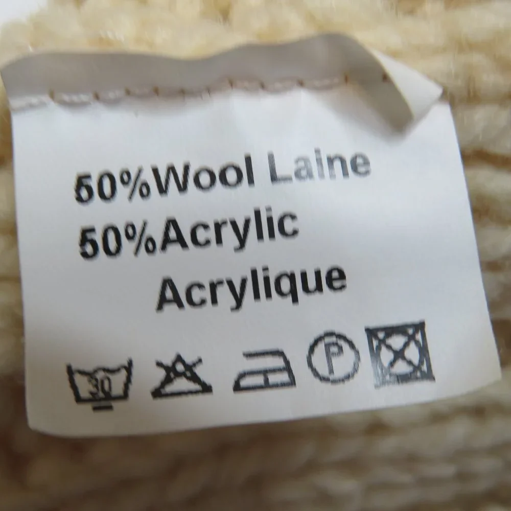 HIPL beige pom